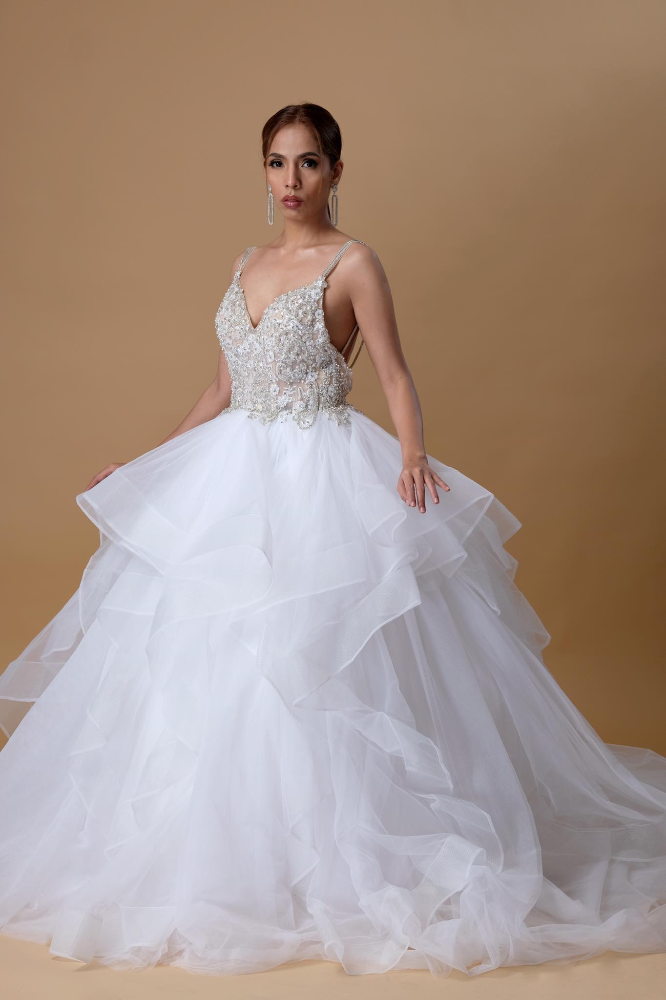 Wedding Gown Package For Rent For As Low As 10K Like Our Page 